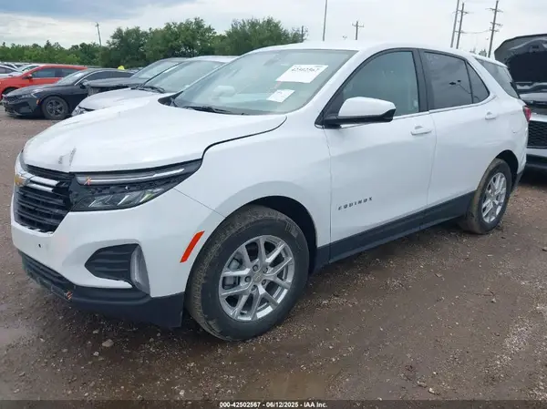 3GNAXKEG9RL245209 2024 CHEVROLET EQUINOX - Image 2