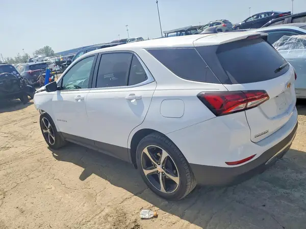 3GNAXKEG9RL310236 2024 CHEVROLET EQUINOX - Image 2