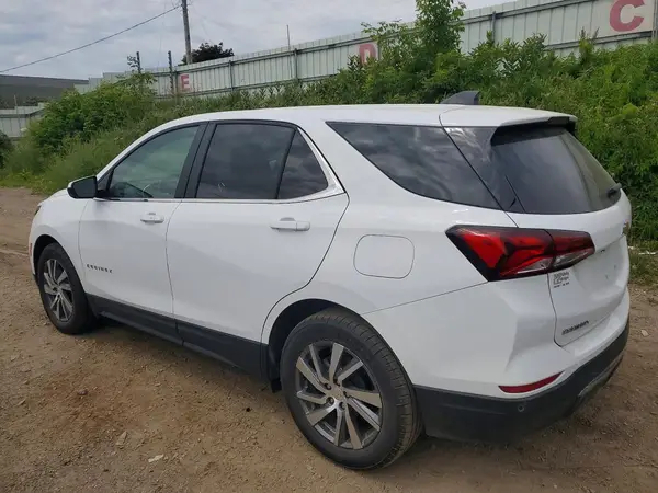 3GNAXKEG9RL372817 2024 CHEVROLET EQUINOX - Image 2