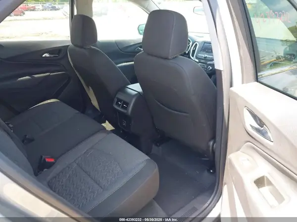 3GNAXKEG9RS137100 2024 CHEVROLET EQUINOX - Image 8