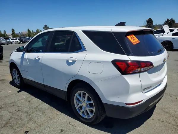 3GNAXKEG9RS235690 2024 CHEVROLET EQUINOX - Image 2