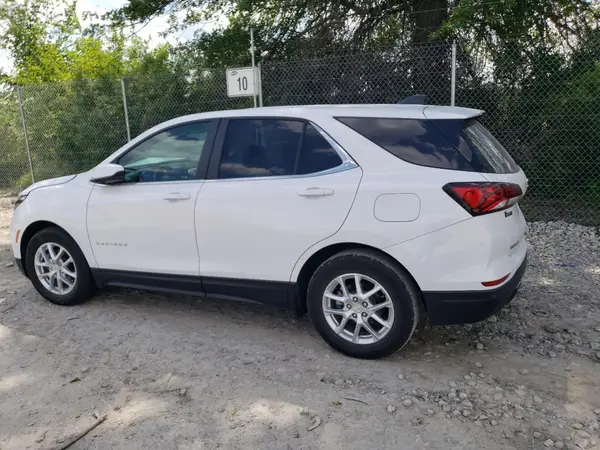 3GNAXKEGXRL257451 2024 CHEVROLET EQUINOX - Image 2