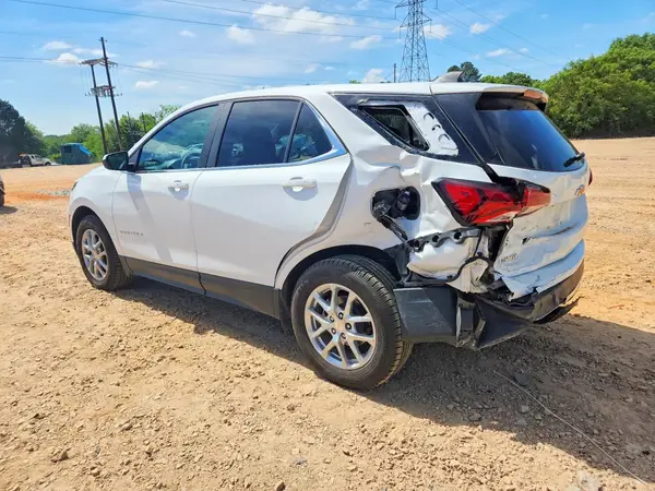 3GNAXKEGXRS104235 2024 CHEVROLET EQUINOX - Image 2