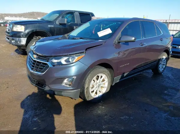 3GNAXKEV0KL244017 2019 CHEVROLET EQUINOX - Image 2