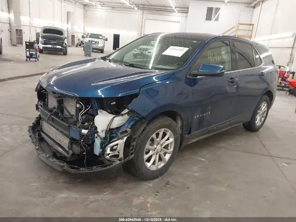 3GNAXKEV0KL247502 2019 CHEVROLET EQUINOX - Image 2