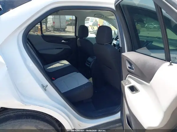 3GNAXKEV0KL271363 2019 CHEVROLET EQUINOX - Image 8