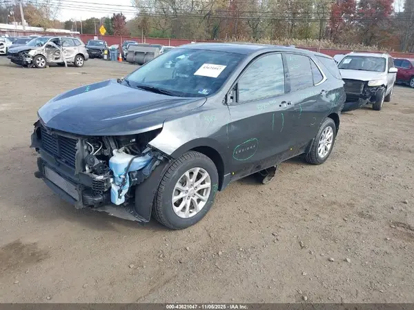 3GNAXKEV0KL350726 2019 CHEVROLET EQUINOX - Image 2