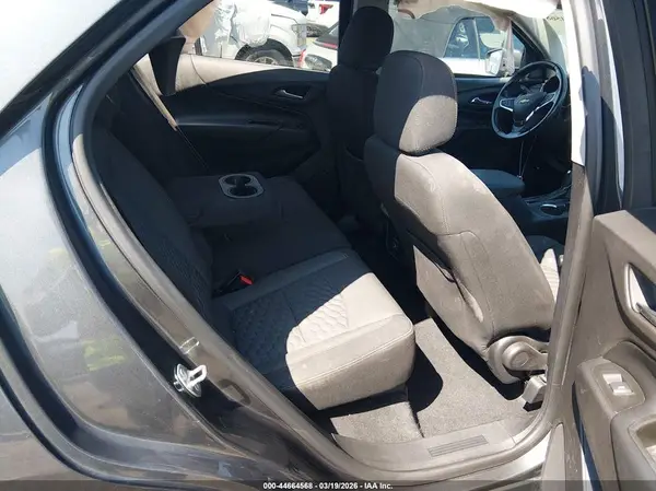 3GNAXKEV0KS527684 2019 CHEVROLET EQUINOX - Image 8