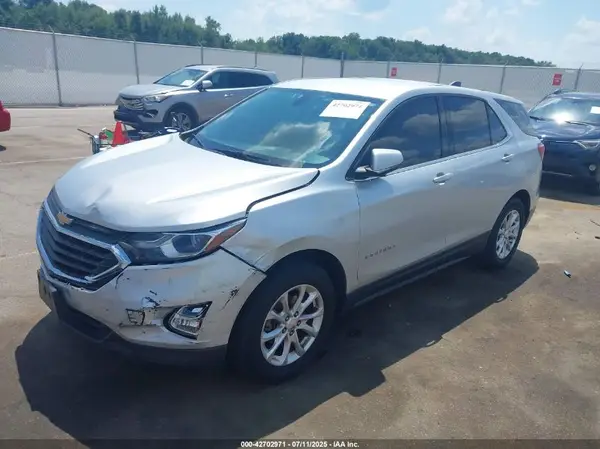 3GNAXKEV0KS550690 2019 CHEVROLET EQUINOX - Image 2