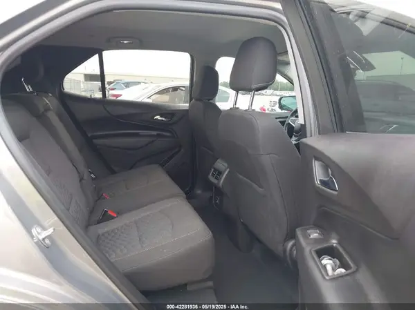 3GNAXKEV0KS574469 2019 CHEVROLET EQUINOX - Image 8