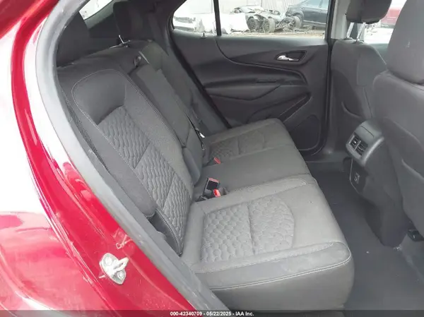 3GNAXKEV0KS587917 2019 CHEVROLET EQUINOX - Image 8