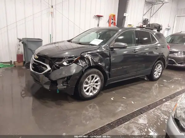 3GNAXKEV0KS599050 2019 CHEVROLET EQUINOX - Image 2