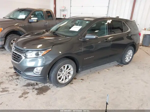 3GNAXKEV0KS604120 2019 CHEVROLET EQUINOX - Image 2
