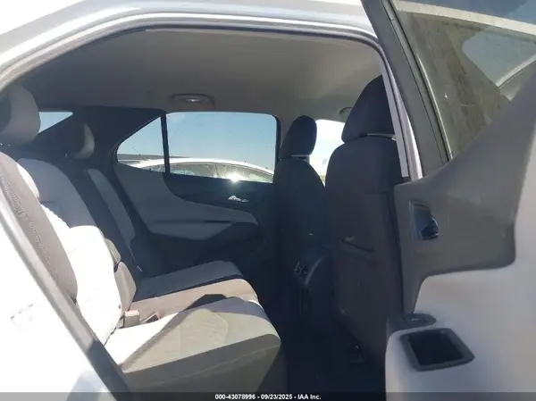 3GNAXKEV0KS651616 2019 CHEVROLET EQUINOX - Image 8