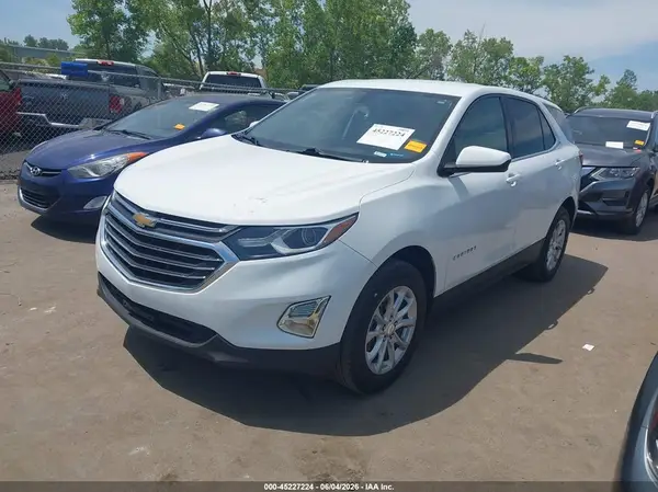3GNAXKEV0KS655813 2019 CHEVROLET EQUINOX - Image 2