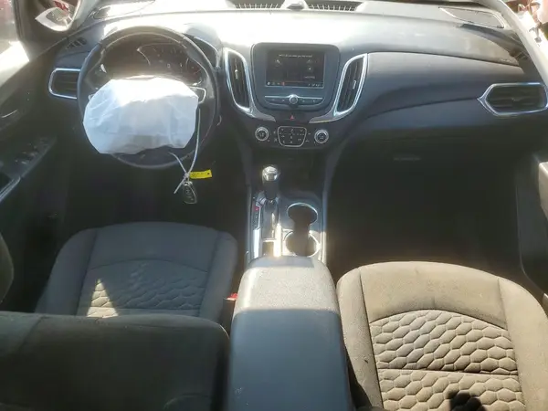 3GNAXKEV0KS680551 2024 CHEVROLET EQUINOX - Image 8