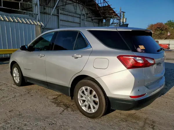 3GNAXKEV0LS525127 2020 CHEVROLET EQUINOX - Image 2