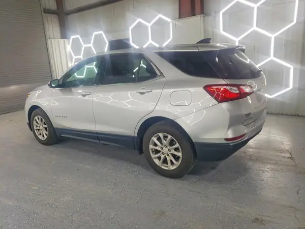 3GNAXKEV0LS602157 2020 CHEVROLET EQUINOX - Image 2