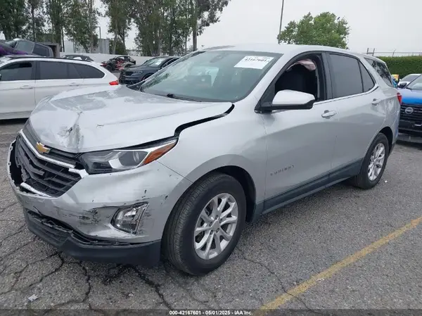 3GNAXKEV0LS602546 2020 CHEVROLET EQUINOX - Image 2
