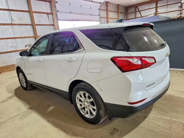 3GNAXKEV0MS117549 2021 CHEVROLET EQUINOX - Image 2