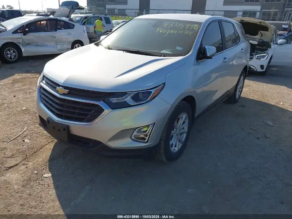 3GNAXKEV0MS123772 2021 CHEVROLET EQUINOX - Image 2