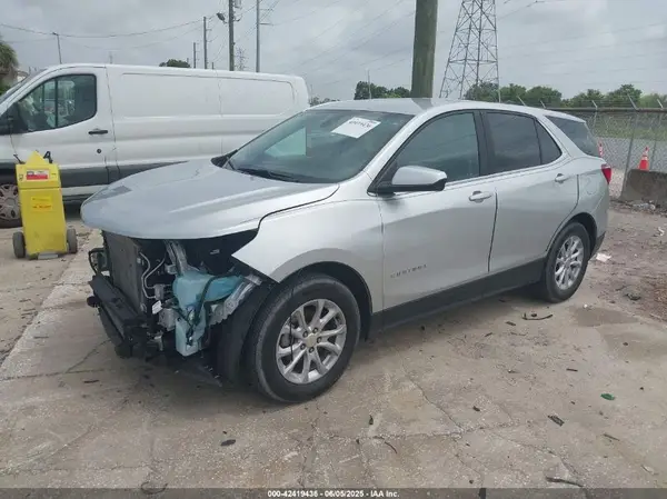 3GNAXKEV0MS165682 2021 CHEVROLET EQUINOX - Image 2
