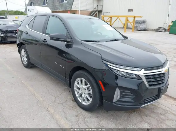 3GNAXKEV0NL108832 2022 CHEVROLET EQUINOX - Image 1