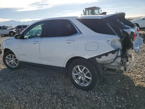 3GNAXKEV0NL194725 2022 CHEVROLET EQUINOX - Image 2