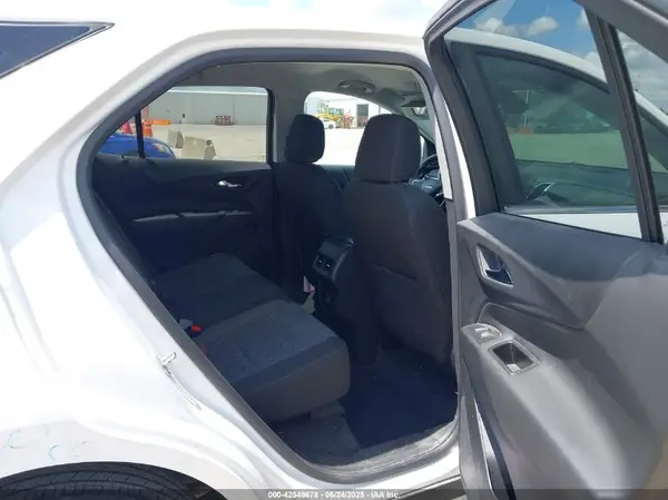 3GNAXKEV0NL237007 2022 CHEVROLET EQUINOX - Image 8
