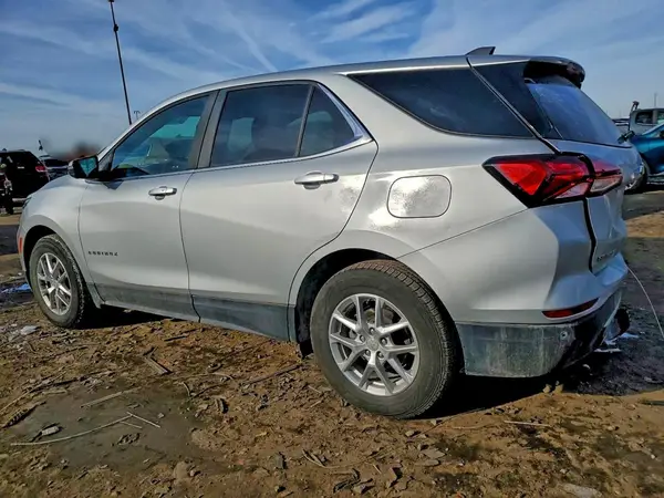 3GNAXKEV0NL255068 2022 CHEVROLET EQUINOX - Image 2
