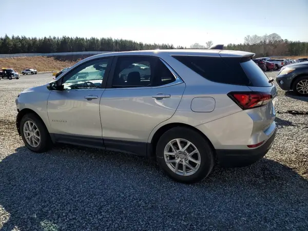 3GNAXKEV0NL257659 2022 CHEVROLET EQUINOX - Image 2