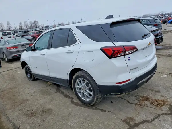 3GNAXKEV0NL260321 2022 CHEVROLET EQUINOX - Image 2