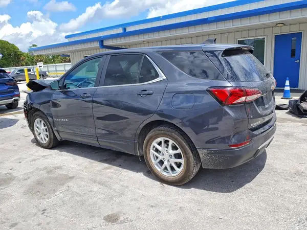 3GNAXKEV0NS100672 2022 CHEVROLET EQUINOX - Image 2