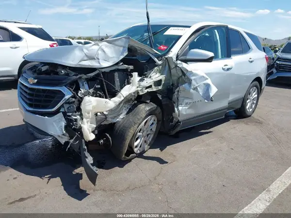 3GNAXKEV1KL130477 2019 CHEVROLET EQUINOX - Image 2