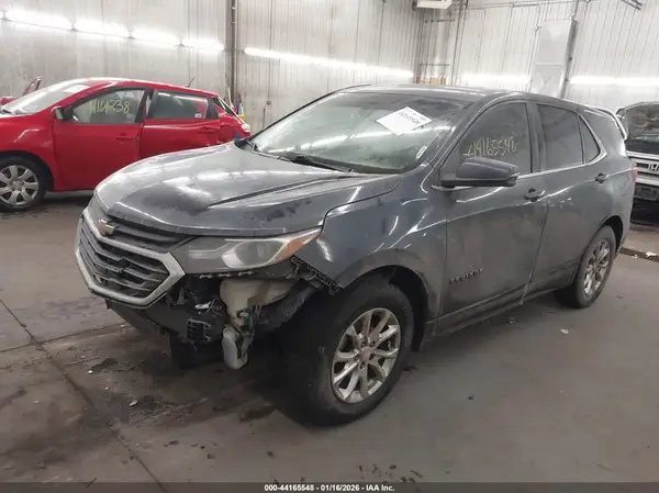 3GNAXKEV1KS527502 2019 CHEVROLET EQUINOX - Image 2