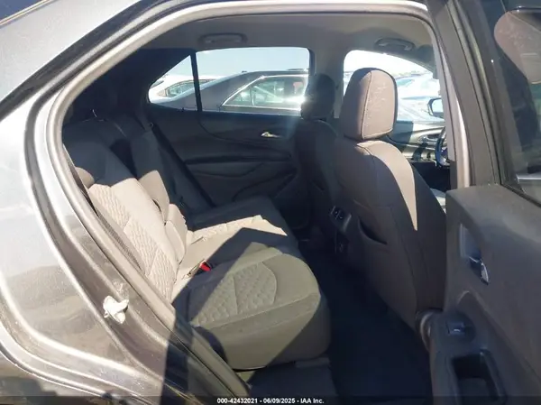 3GNAXKEV1KS537446 2019 CHEVROLET EQUINOX - Image 8