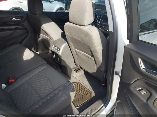 3GNAXKEV1KS546731 2019 CHEVROLET EQUINOX - Image 8