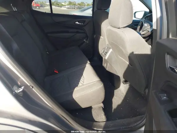 3GNAXKEV1KS580216 2019 CHEVROLET EQUINOX - Image 8