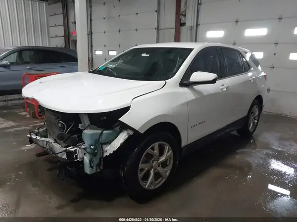 3GNAXKEV1KS654668 2019 CHEVROLET EQUINOX - Image 2