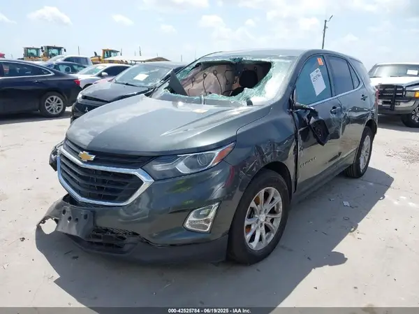 3GNAXKEV1LS541823 2020 CHEVROLET EQUINOX - Image 2