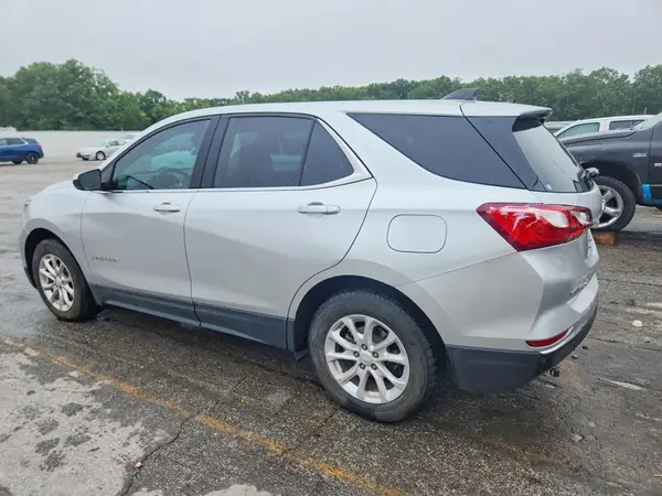 3GNAXKEV1LS576524 2020 CHEVROLET EQUINOX - Image 2