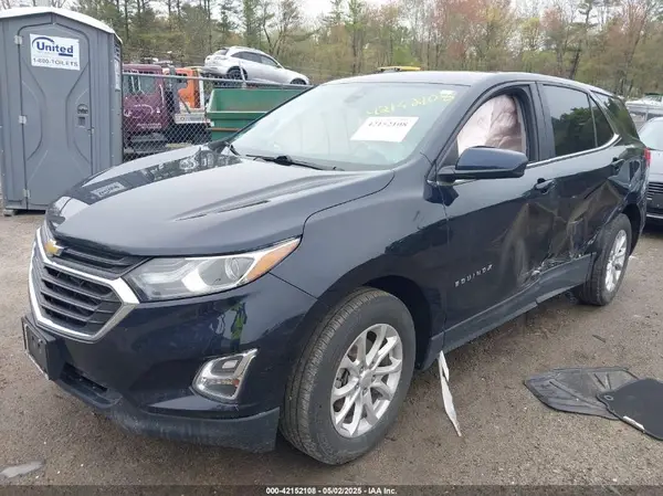 3GNAXKEV1MS131704 2021 CHEVROLET EQUINOX - Image 2
