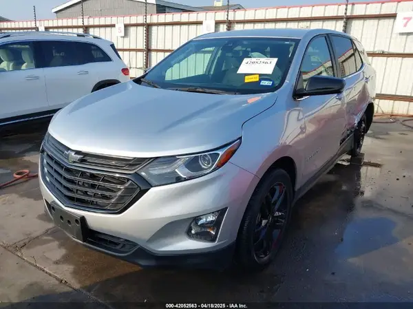 3GNAXKEV1MS181857 2021 CHEVROLET EQUINOX - Image 2