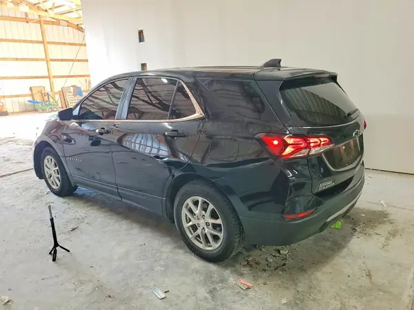 3GNAXKEV1NL111089 2022 CHEVROLET EQUINOX - Image 2