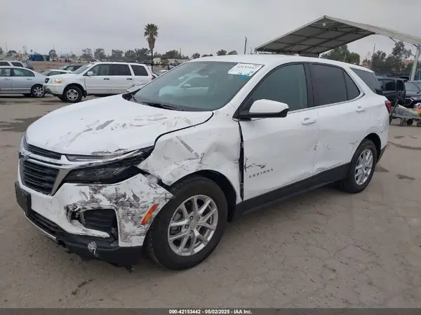 3GNAXKEV1NL112856 2022 CHEVROLET EQUINOX - Image 2