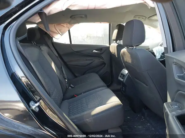 3GNAXKEV1NL127986 2022 CHEVROLET EQUINOX - Image 8