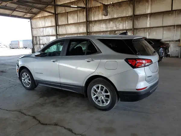 3GNAXKEV1NL182325 2022 CHEVROLET EQUINOX - Image 2