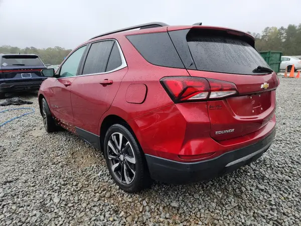 3GNAXKEV1NL228820 2022 CHEVROLET EQUINOX - Image 2