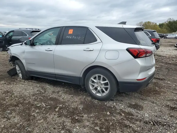 3GNAXKEV1NL241129 2022 CHEVROLET EQUINOX - Image 2