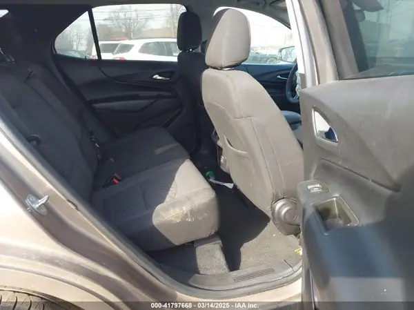 3GNAXKEV2KL110853 2019 CHEVROLET EQUINOX - Image 8